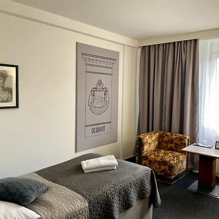 A-austerlitz Otel 3*