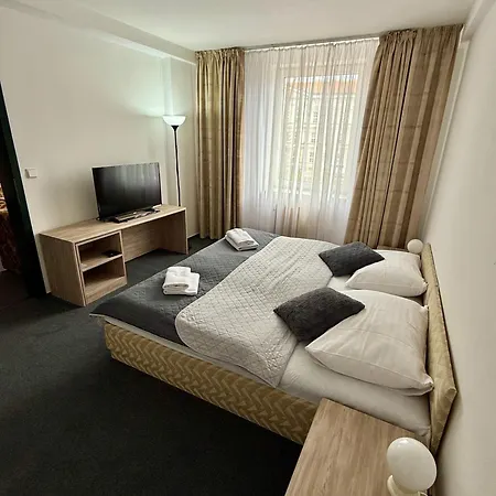 A-austerlitz Hotel