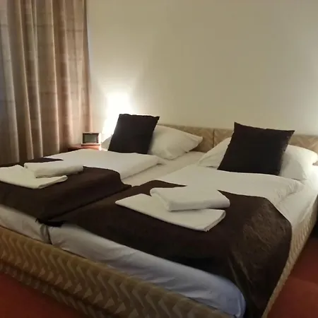 A-austerlitz 3* Brno