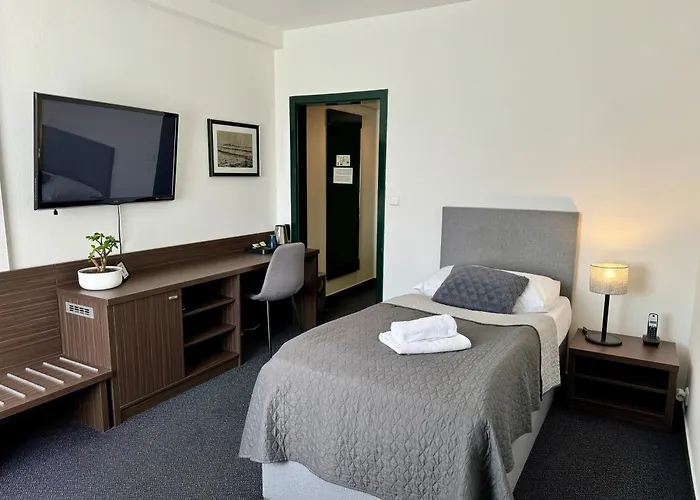 A-austerlitz Hotell 3*