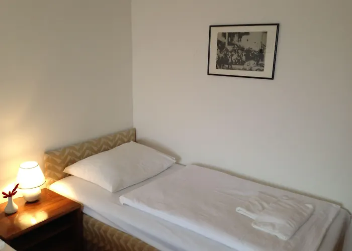 A-austerlitz Hotell 3*